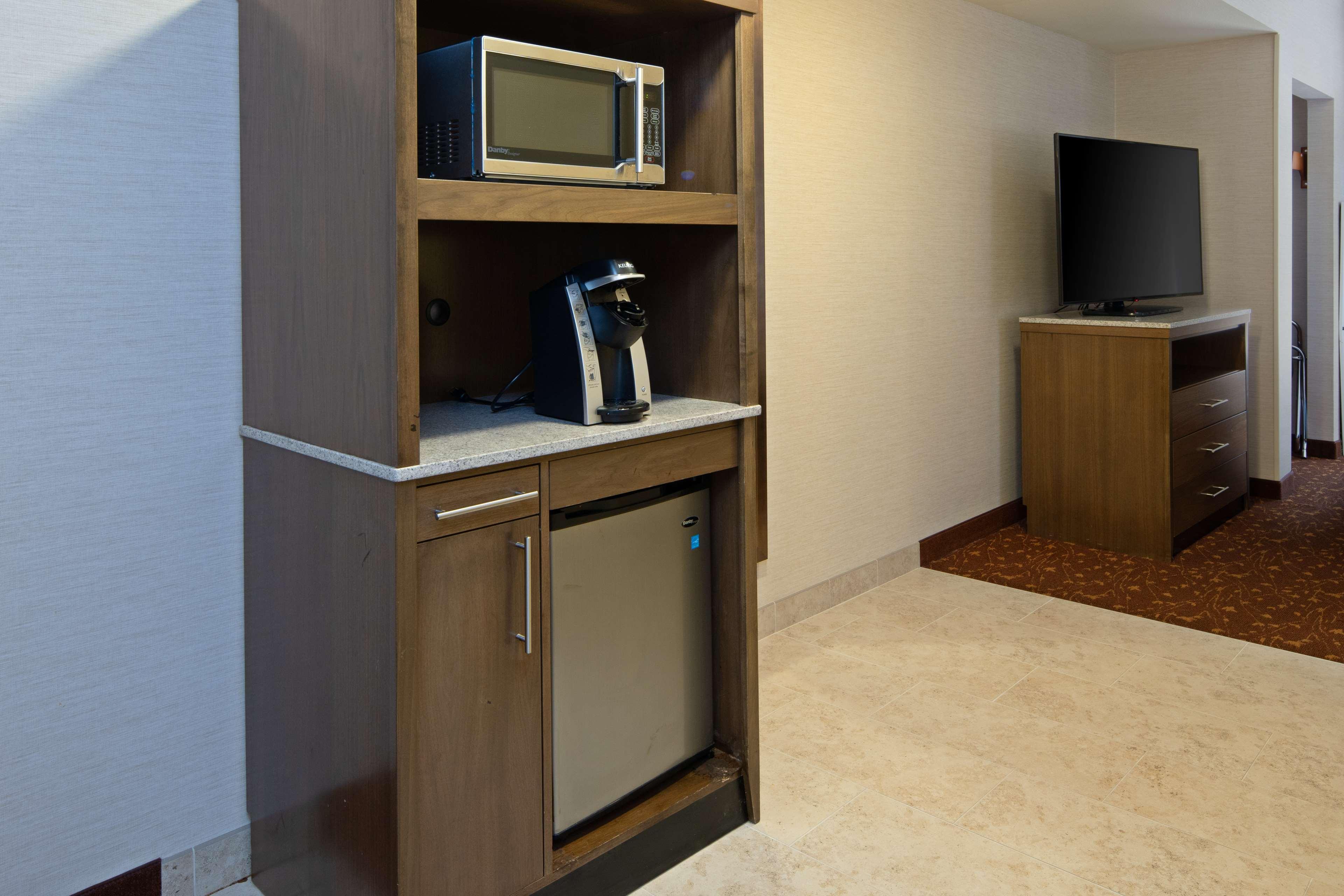 Hilton Garden Inn Albuquerque Airport Екстер'єр фото