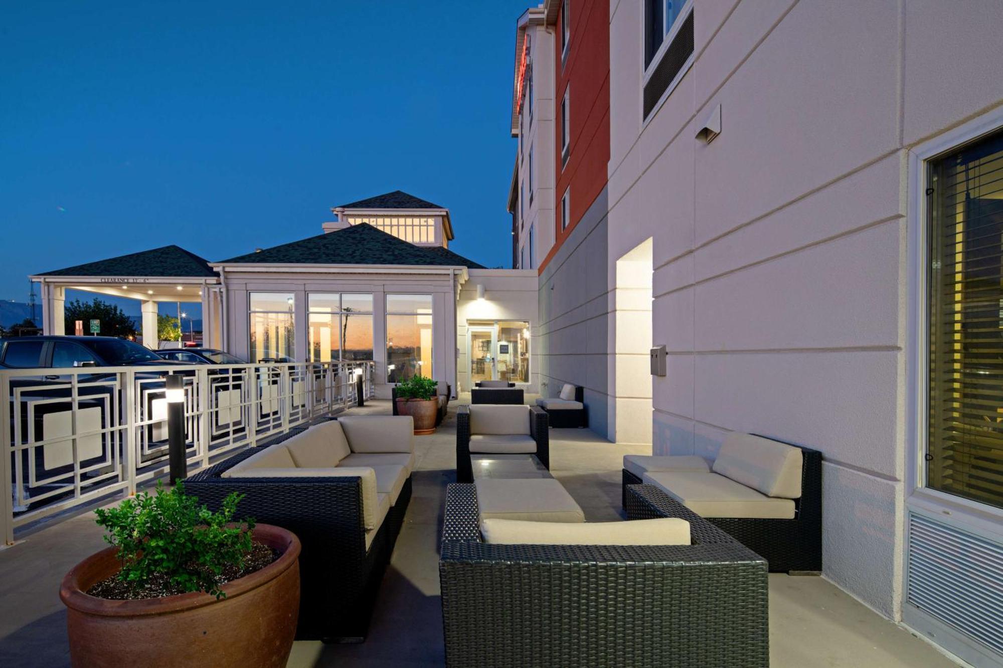 Hilton Garden Inn Albuquerque Airport Екстер'єр фото