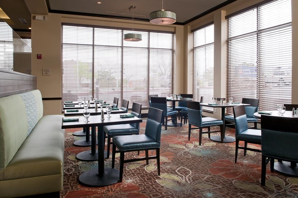 Hilton Garden Inn Albuquerque Airport Ресторан фото